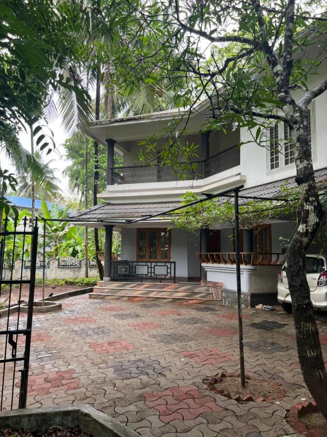 H Villa Nilambur Ngoại thất bức ảnh